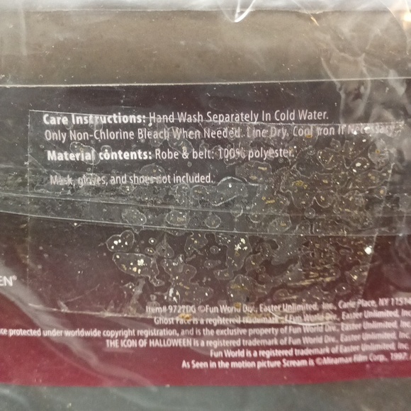 Ghost face scream child hooded robe and plastic bloody blade condition is new - Picture 9 of 12